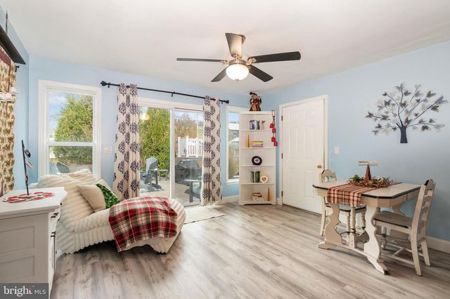 1038 POWELLS VALLEY RD, Halifax, PA 17032