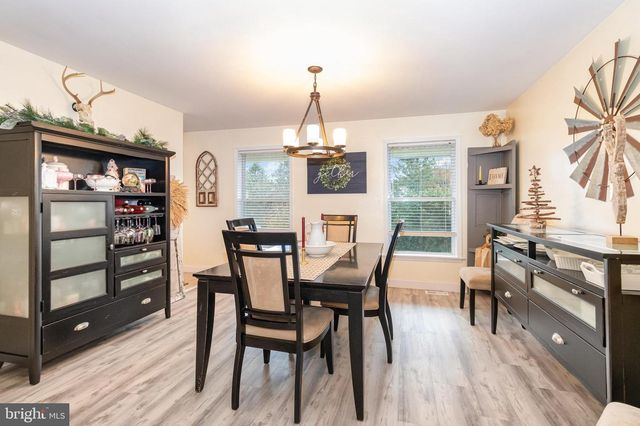 1038 POWELLS VALLEY RD, Halifax, PA 17032