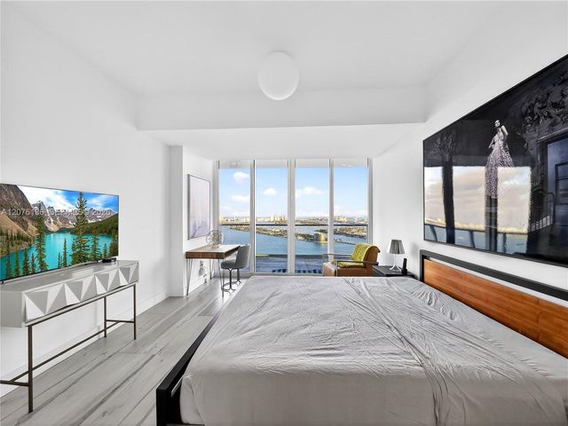 2020 N Bayshore Drive 4104, Miami, FL 33137