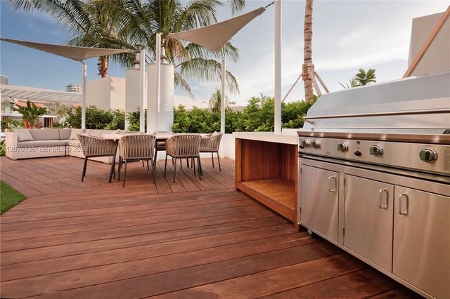 2020 N Bayshore Drive 4104, Miami, FL 33137