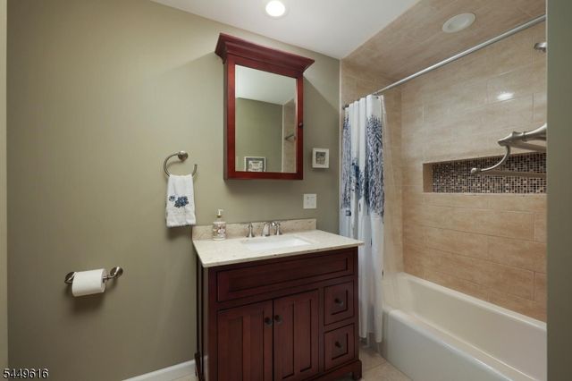 13 Franklin Pl 7B, Morristown Town, NJ 07960