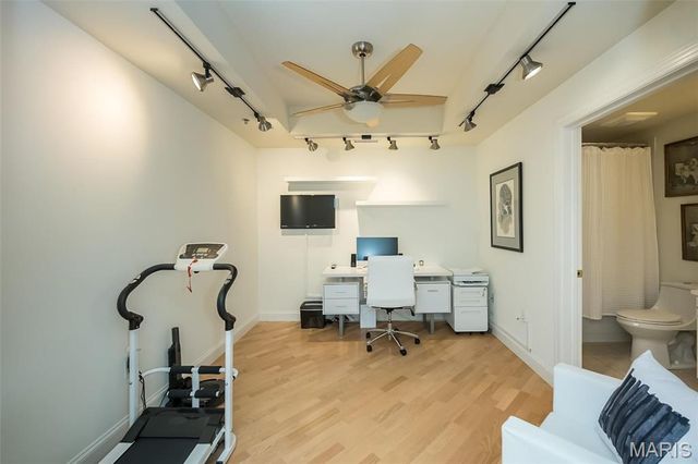 842 N New Ballas Court 103, St Louis, MO 63141