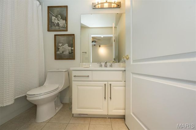 842 N New Ballas Court 103, St Louis, MO 63141