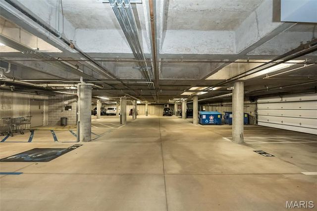 842 N New Ballas Court 103, St Louis, MO 63141