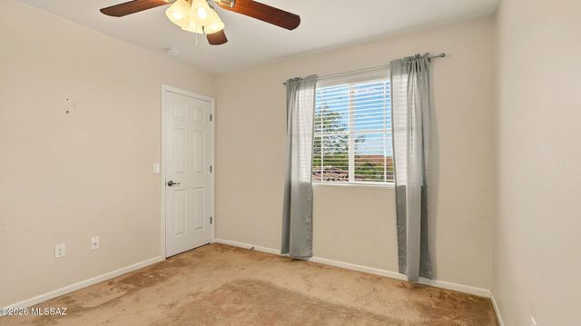 7263 S Valley Stream Drive, Tucson, AZ 85757
