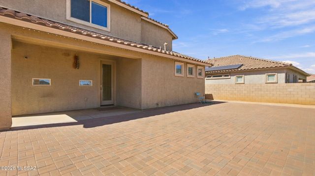 7263 S Valley Stream Drive, Tucson, AZ 85757