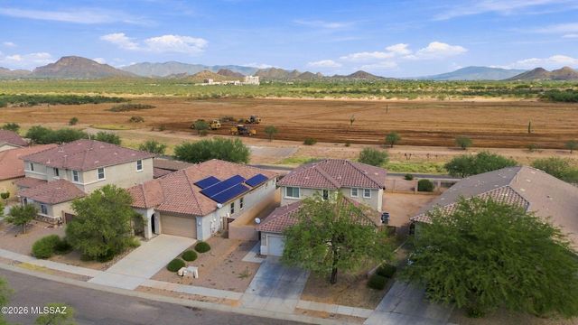 7263 S Valley Stream Drive, Tucson, AZ 85757
