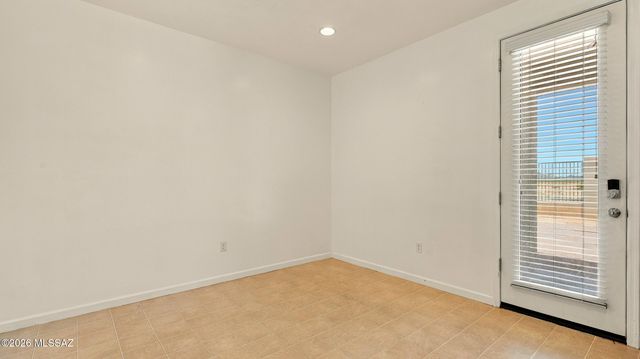 7263 S Valley Stream Drive, Tucson, AZ 85757