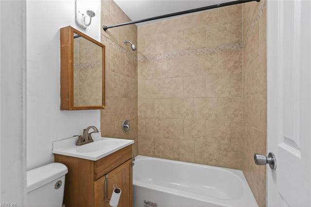 237 Beacon RD, Portsmouth, VA 23702