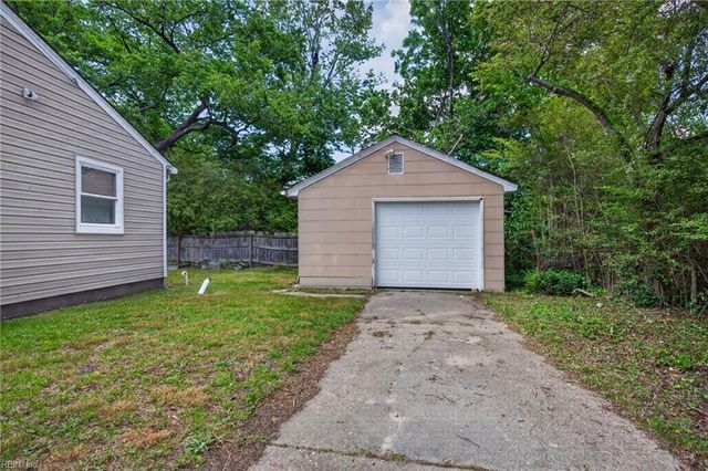 237 Beacon RD, Portsmouth, VA 23702