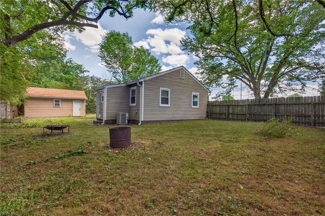 237 Beacon RD, Portsmouth, VA 23702