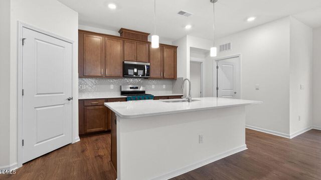172 Prairie Wolf Street, Sanford, NC 27330