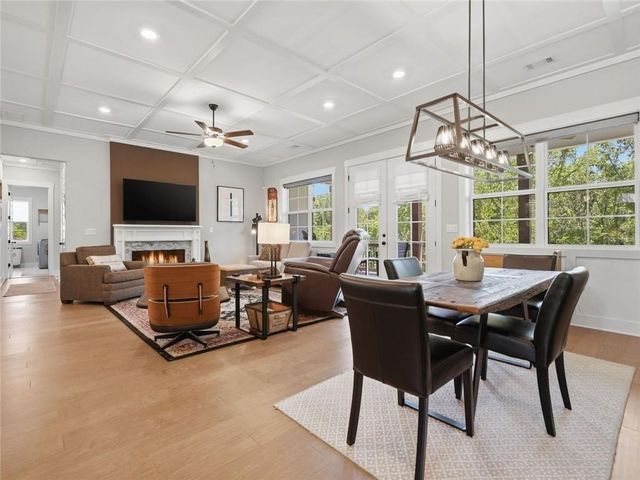 404 London Road, Ball Ground, GA 30107