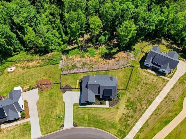 404 London Road, Ball Ground, GA 30107