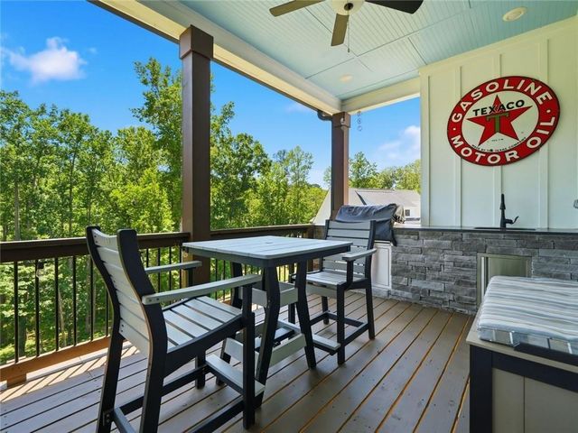 404 London Road, Ball Ground, GA 30107