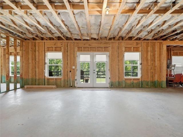 404 London Road, Ball Ground, GA 30107