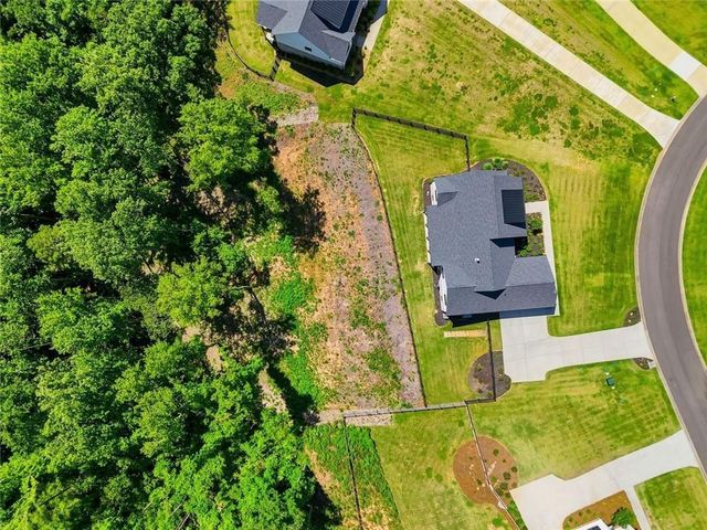 404 London Road, Ball Ground, GA 30107