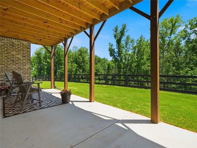 404 London Road, Ball Ground, GA 30107