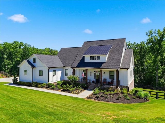 404 London Road, Ball Ground, GA 30107