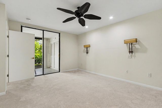 5136 FLORIA Drive H, Boynton Beach, FL 33437