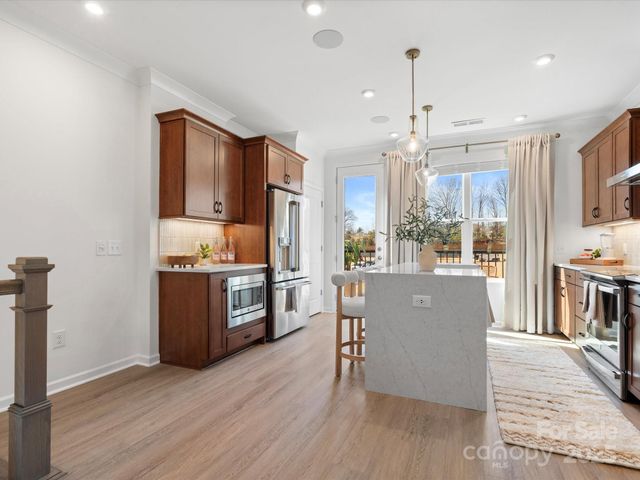 5525 Swaling Street, Charlotte, NC 28217