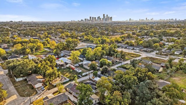 4313 Engleford Street, Houston, TX 77026