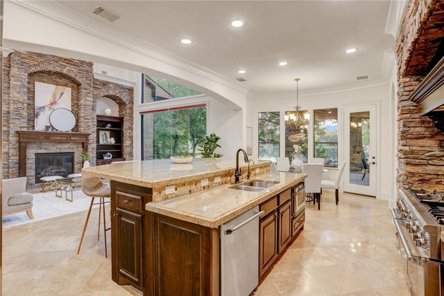 702 Piedmont Street, Sugar Land, TX 77478