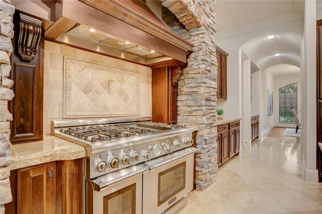 702 Piedmont Street, Sugar Land, TX 77478