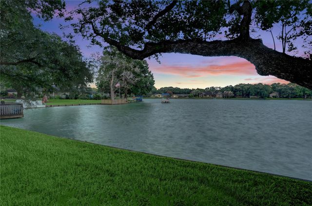 702 Piedmont Street, Sugar Land, TX 77478