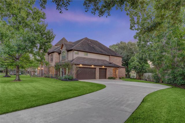 702 Piedmont Street, Sugar Land, TX 77478