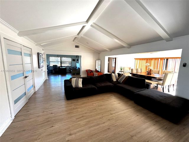 4905 Bayberry Ln, Tamarac, FL 33319