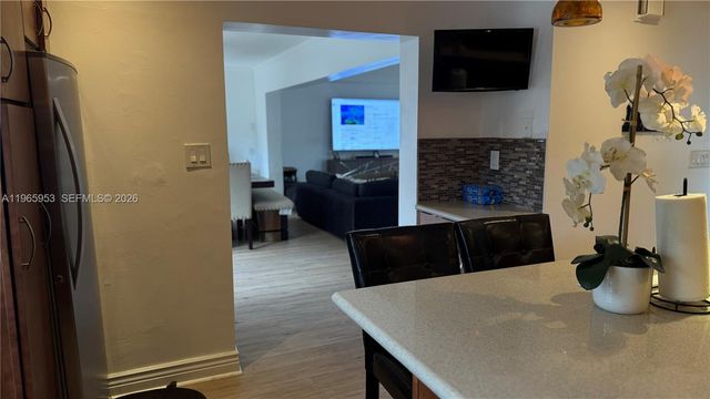 4905 Bayberry Ln, Tamarac, FL 33319