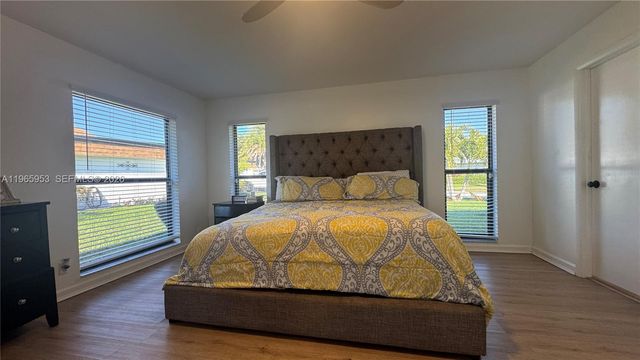 4905 Bayberry Ln, Tamarac, FL 33319