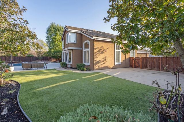 334 Squirrel Ridge Way, Danville, CA 94506