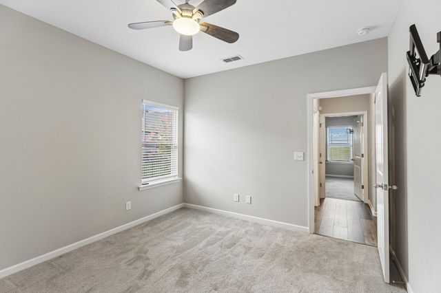 436 Zeffer Ct, Spring Hill, TN 37174
