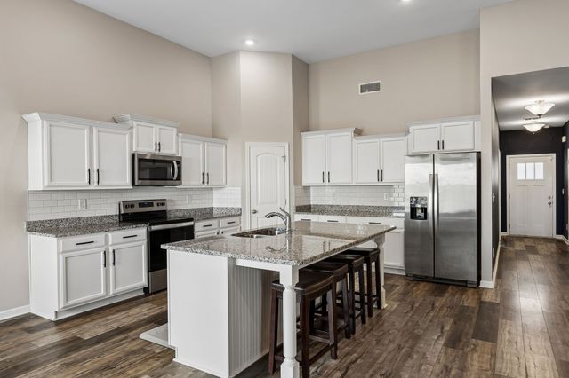 436 Zeffer Ct, Spring Hill, TN 37174