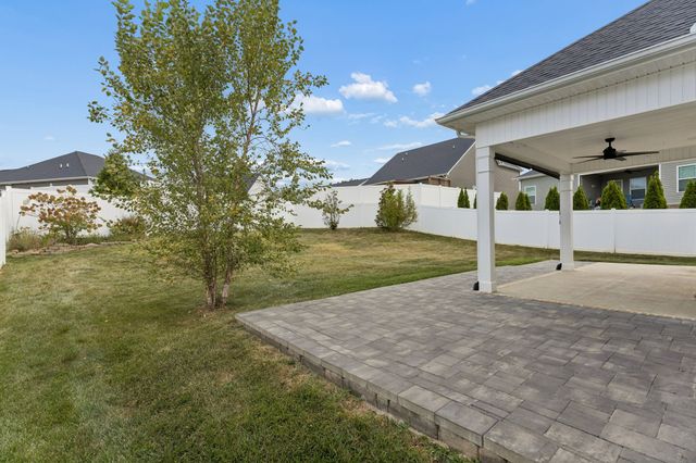 436 Zeffer Ct, Spring Hill, TN 37174