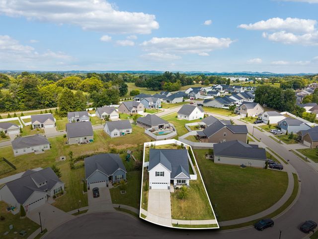 436 Zeffer Ct, Spring Hill, TN 37174