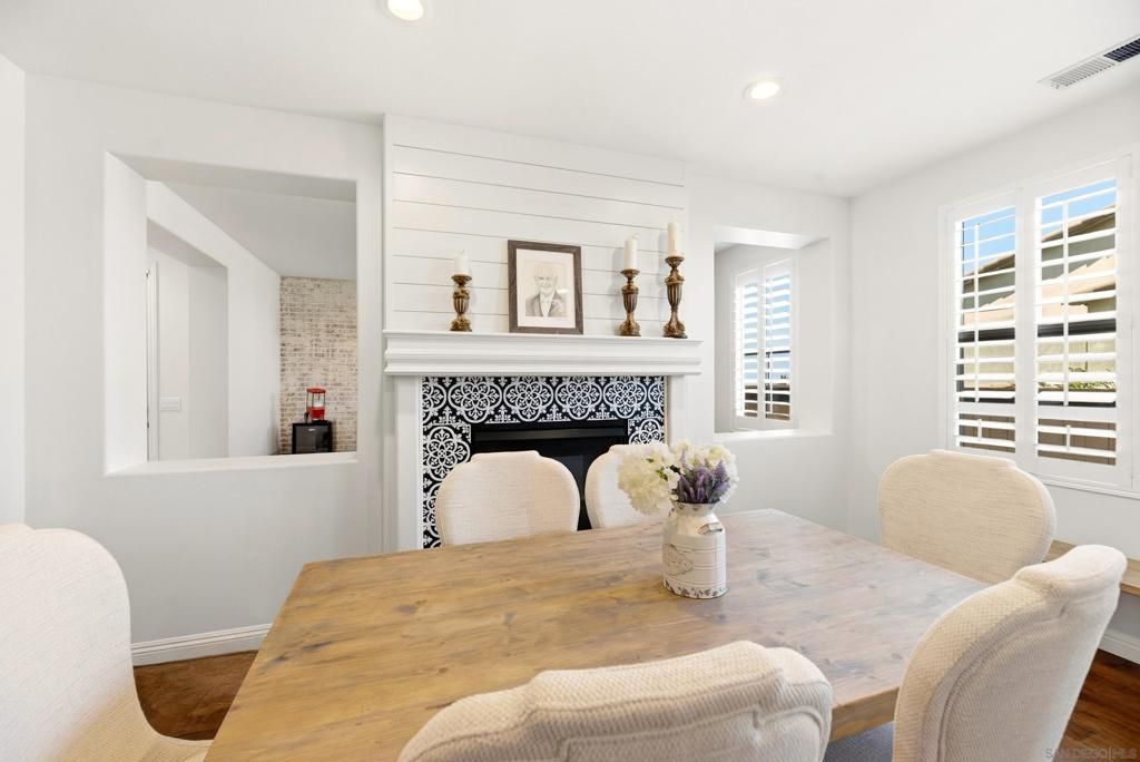 Image 26 of property listing at 953 Stoneridge Way, San Marcos, CA 92078
