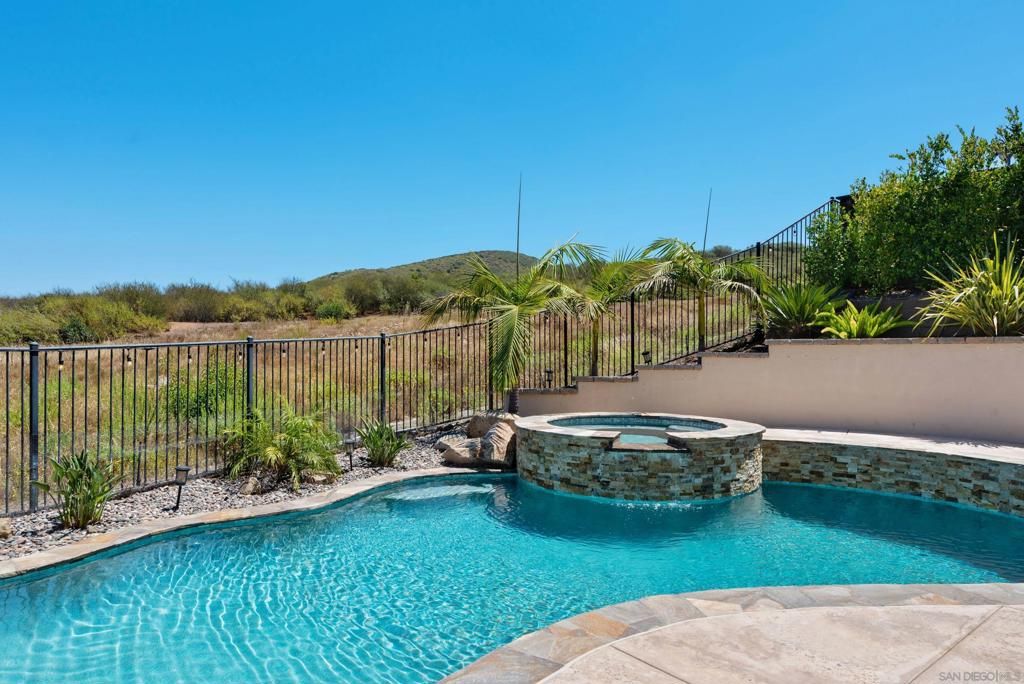 Image 4 of property listing at 953 Stoneridge Way, San Marcos, CA 92078