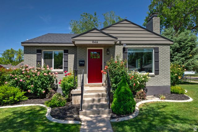 946 W SIGNORA DR, Salt Lake City, UT 84116