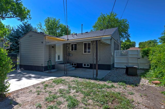 946 W SIGNORA DR, Salt Lake City, UT 84116