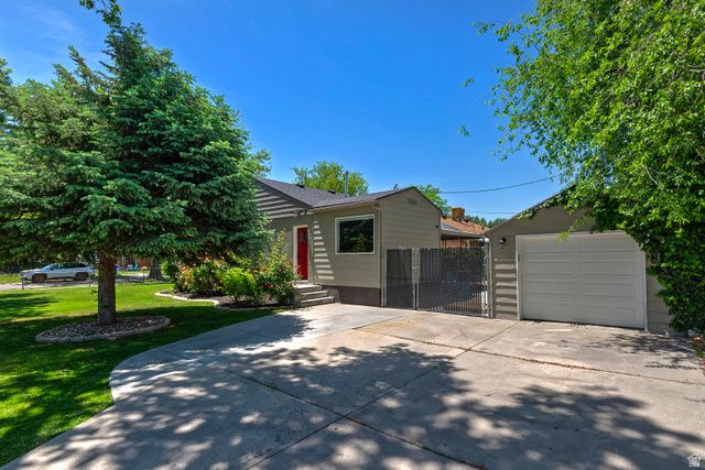 946 W SIGNORA DR, Salt Lake City, UT 84116
