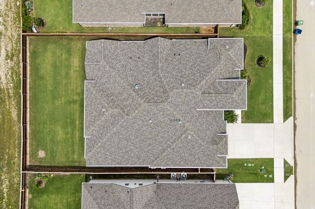 109 Chisos Court, Rhome, TX 76078