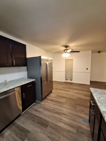 555 N DuPont Ave Apt C51, Madison, TN 37115