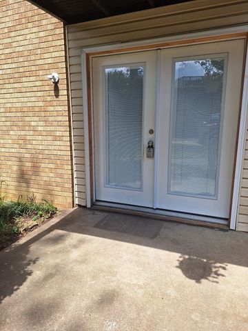 555 N DuPont Ave Apt C51, Madison, TN 37115