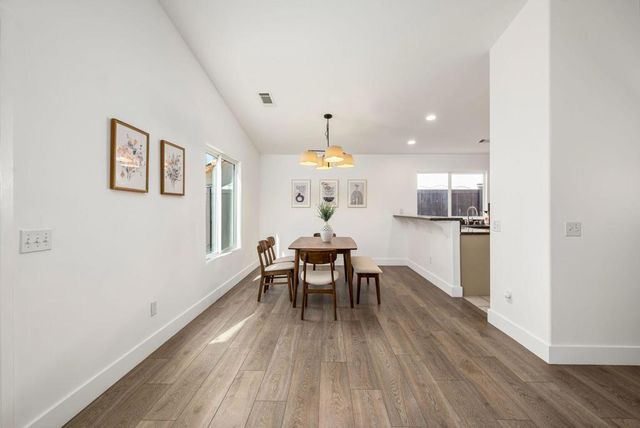 54105 Avenida Obregon, La Quinta, CA 92253