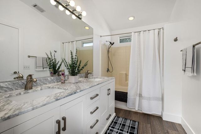 54105 Avenida Obregon, La Quinta, CA 92253