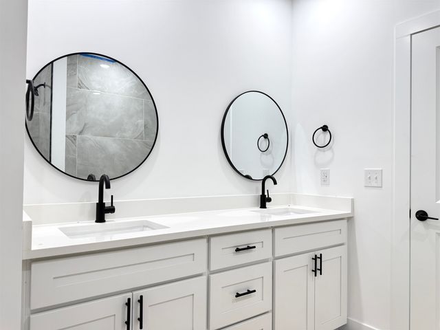1044 W 11 Highway, Chesnee, SC 29323