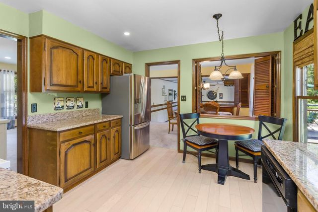 233 GRAYSON AVE, Hamilton, NJ 08619